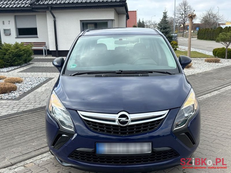2016' Opel Zafira photo #5