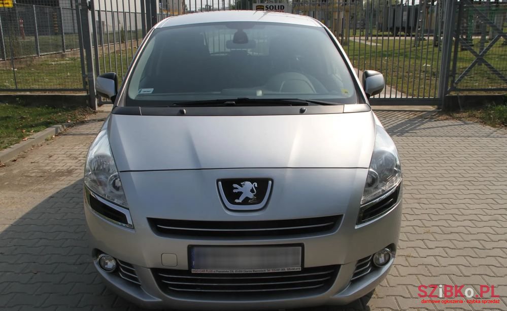 2012' Peugeot 5008 1.6 Thp Allure 7Os photo #3