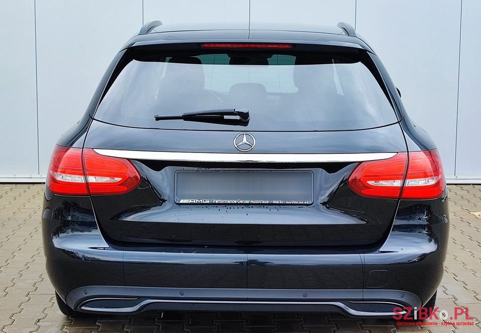 2018' Mercedes-Benz C-Class photo #4