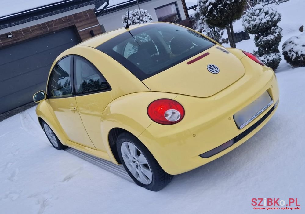 2008' Volkswagen New Beetle 1.9 Tdi photo #4