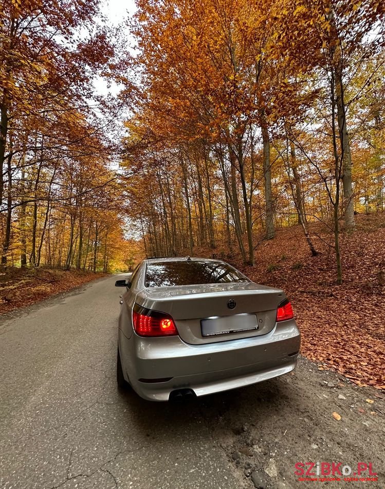 2004' BMW 5 Series 525D photo #2