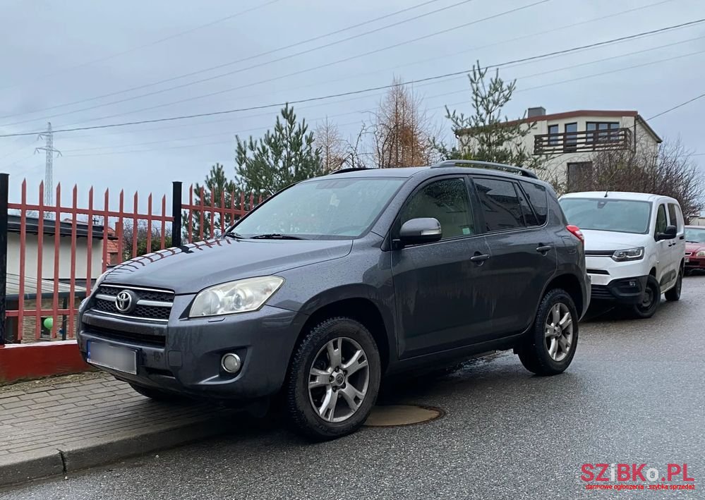 2009' Toyota RAV4 2.2 D-4D Sol photo #1