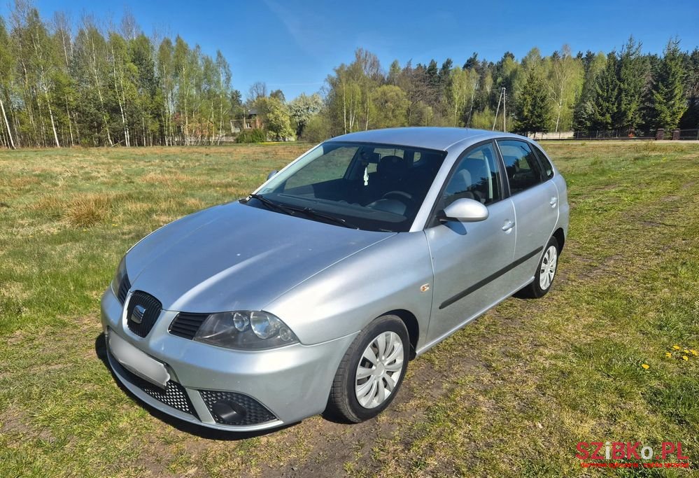 2007' SEAT Ibiza 1.4 16V Entry photo #2