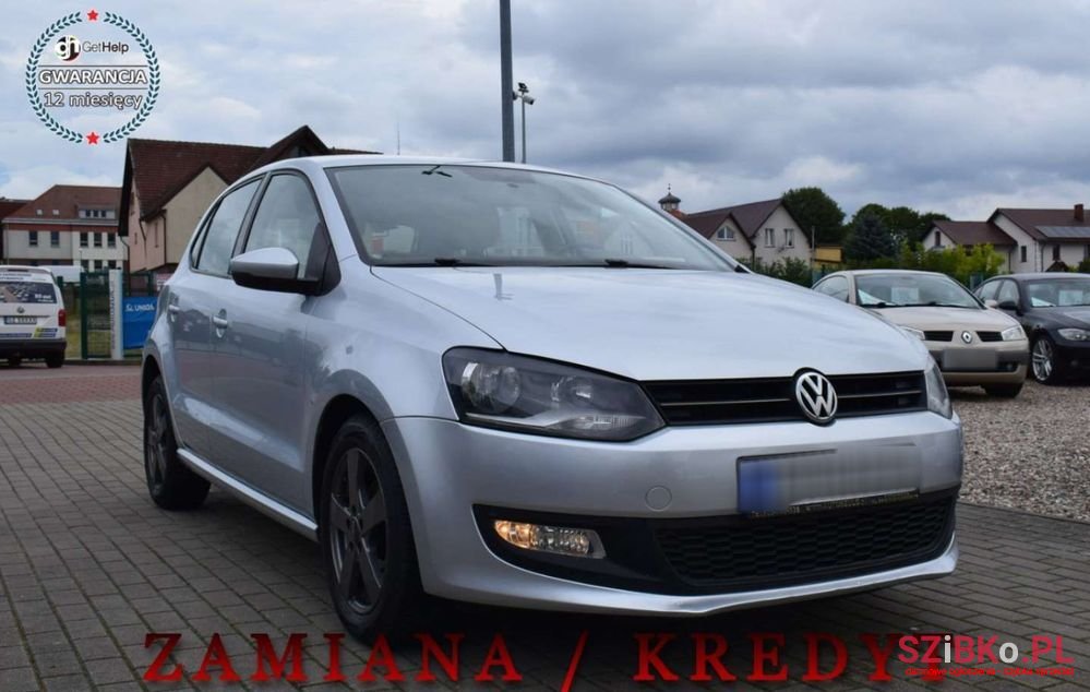 2010' Volkswagen Polo photo #1