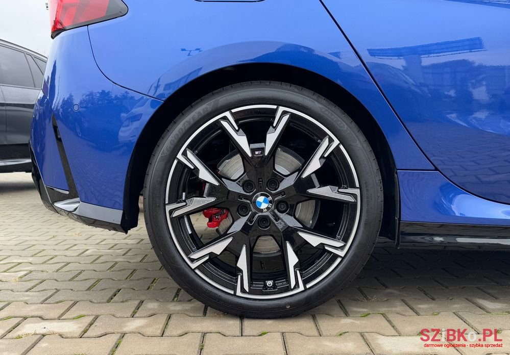 2024' BMW 1 Series photo #4