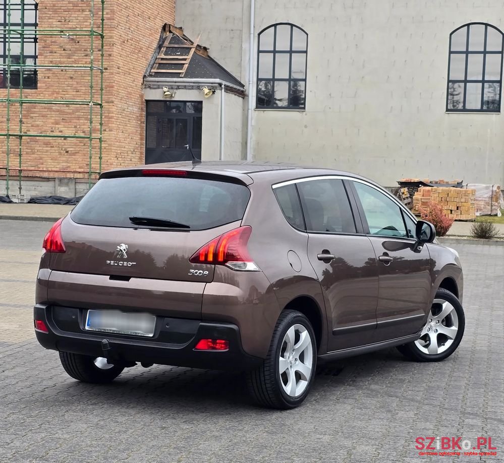 2014' Peugeot 3008 120 Vti Premium photo #5