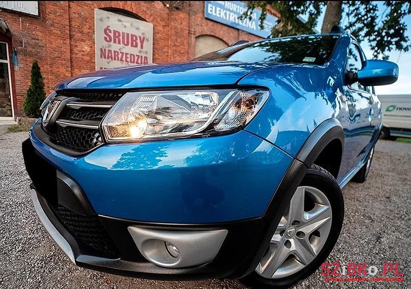 2013' Dacia Sandero Stepway photo #6