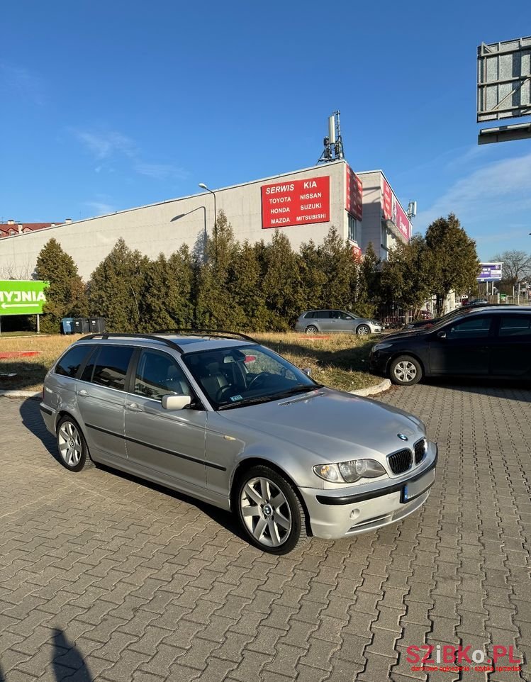 2003' BMW 3 Series photo #1