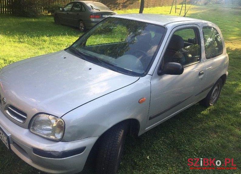 1999' Nissan Micra photo #1