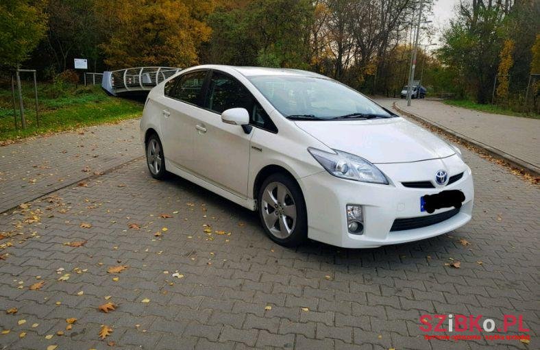 2010' Toyota Prius photo #1