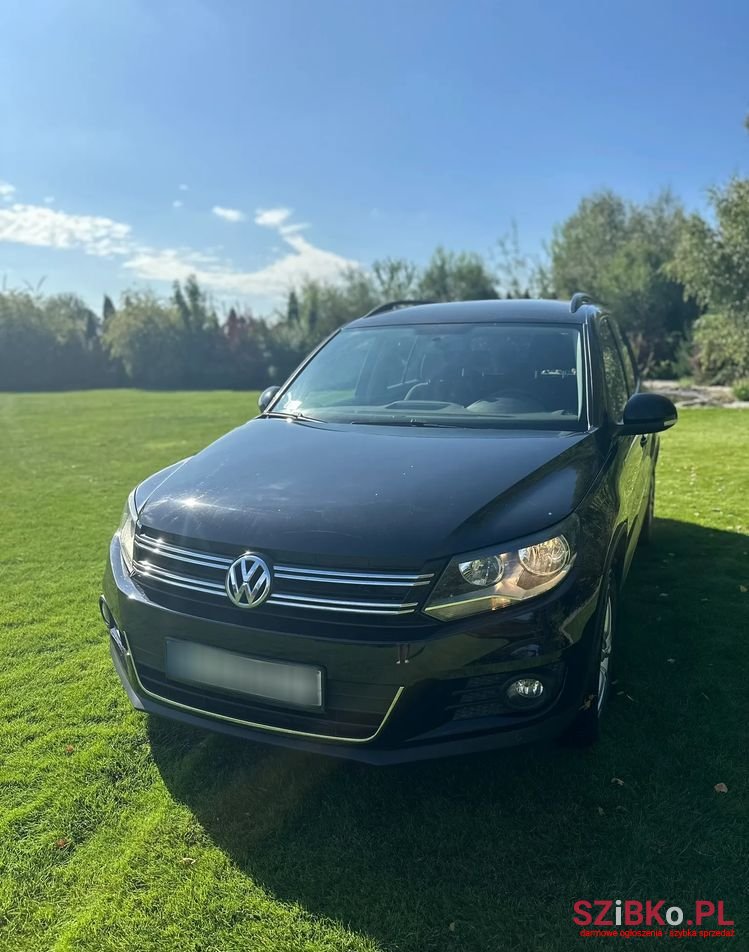 2014' Volkswagen Tiguan photo #2