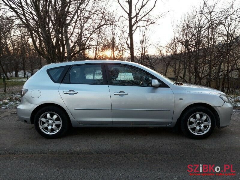 2006' Mazda 3 photo #3