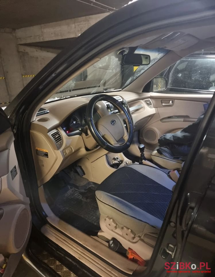 2008' Kia Sportage photo #4