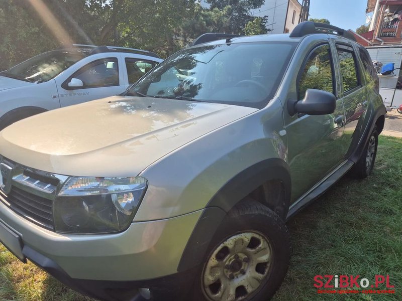 2012' Dacia Duster 1.6 Laureate photo #3