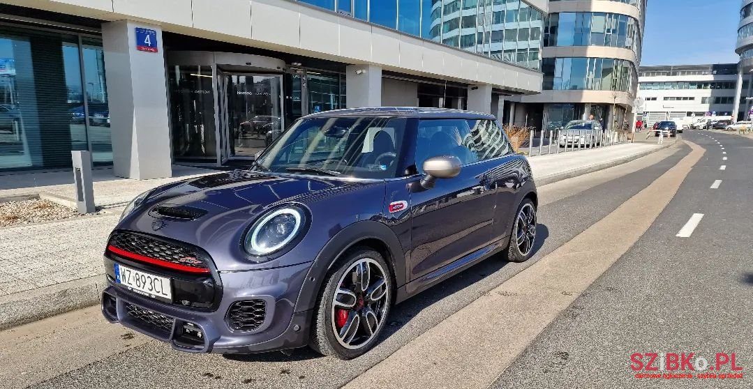 2020' MINI John Cooper Works photo #2