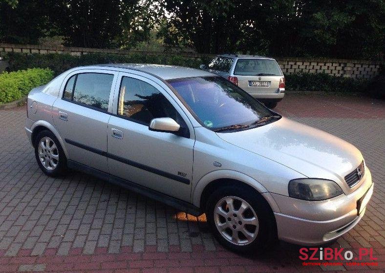 2003' Opel Astra photo #2