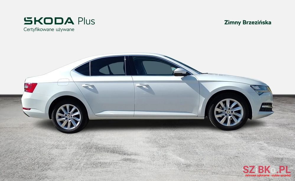 2023' Skoda Superb photo #6