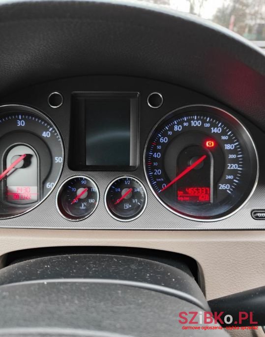 2007' Volkswagen Passat photo #6