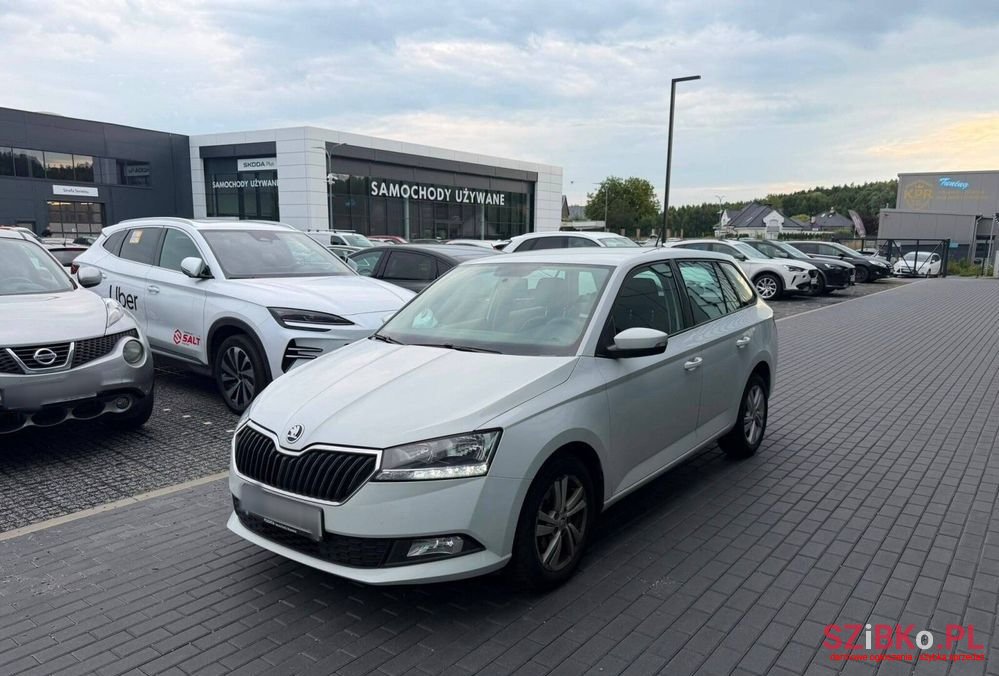 2020' Skoda Fabia 1.0 Tsi Ambition photo #1