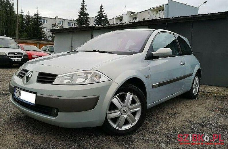 2004' Renault Megane photo #1