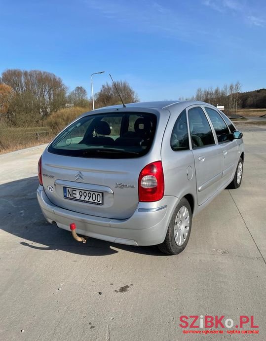 2004' Citroen Xsara Picasso photo #2