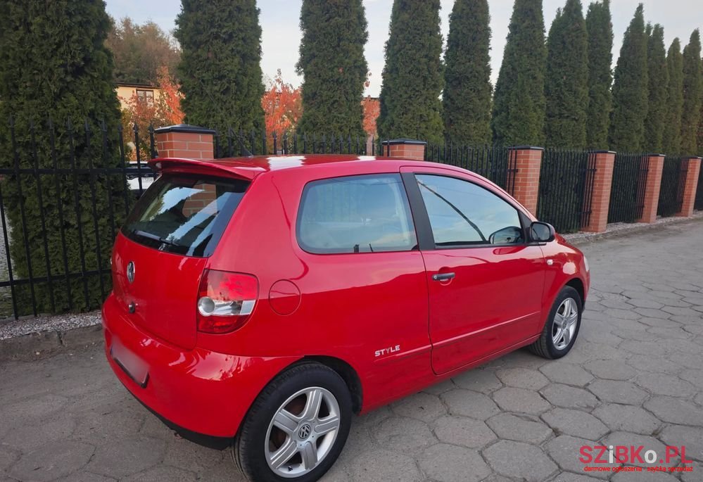 2010' Volkswagen Fox photo #6