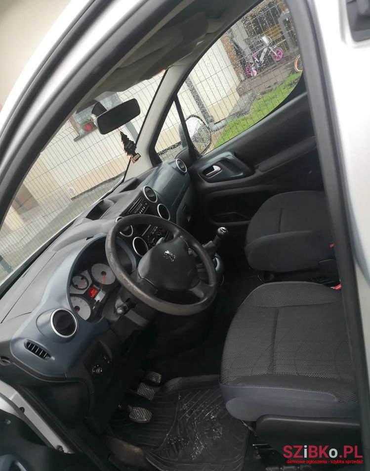 2008' Peugeot Partner 1.6 Presence Euro5 photo #3