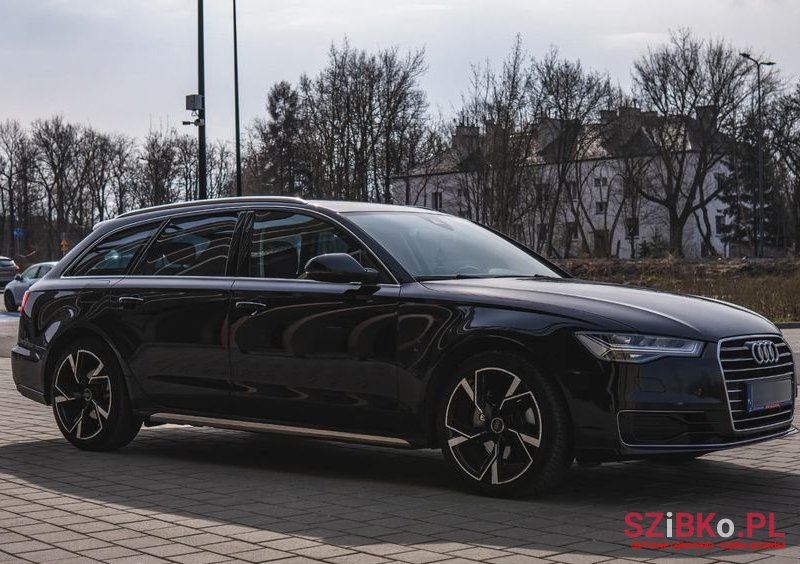 2015' Audi A6 S Tronic photo #3