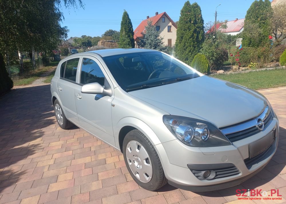 2006' Opel Astra photo #4