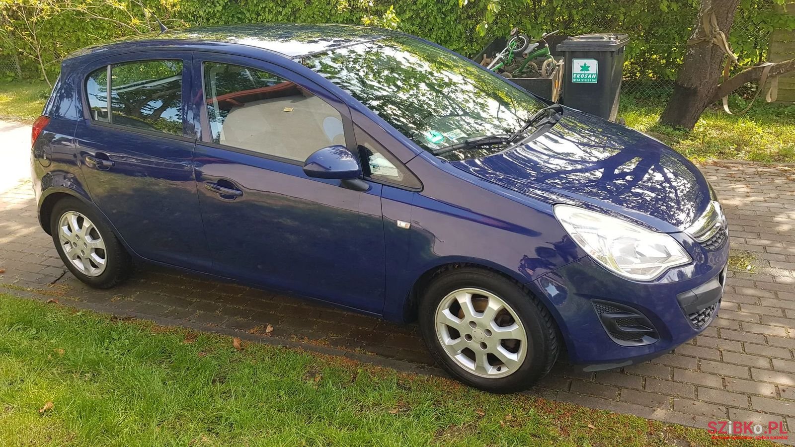 2012' Opel Corsa photo #6