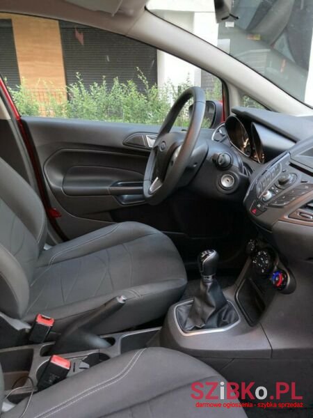 2014' Ford Fiesta photo #4