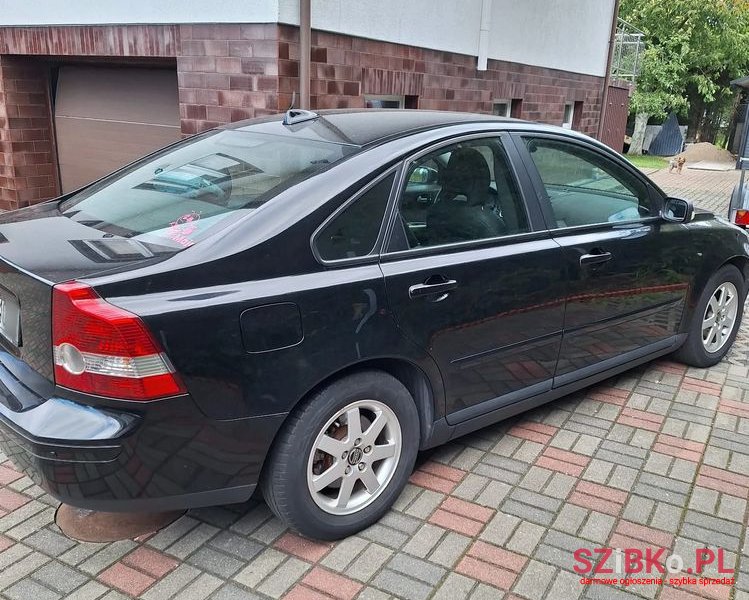 2005' Volvo S40 1.6D photo #2