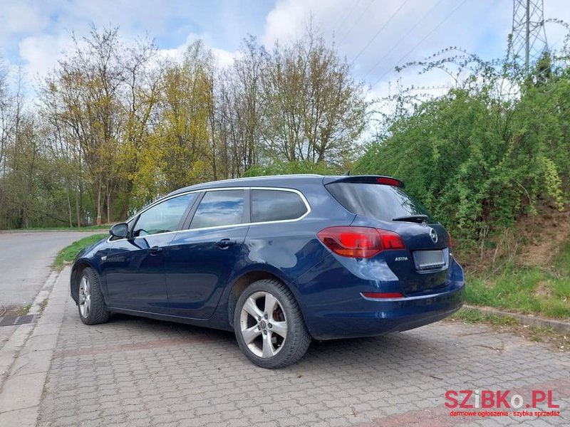 2012' Opel Astra Iv 1.7 Cdti Cosmo photo #4