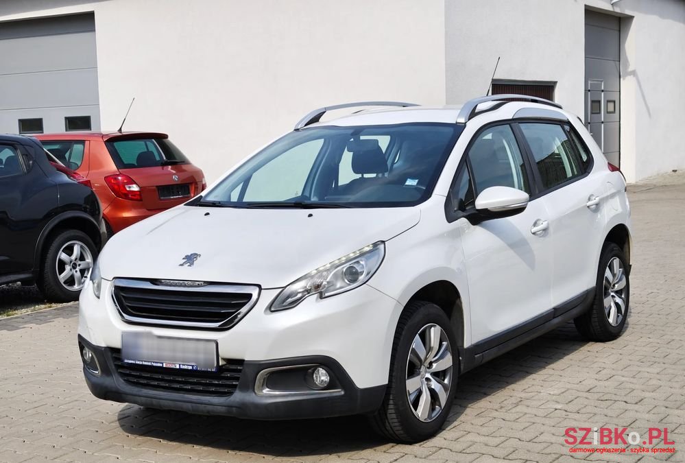 2013' Peugeot 2008 120 Vti Active photo #1