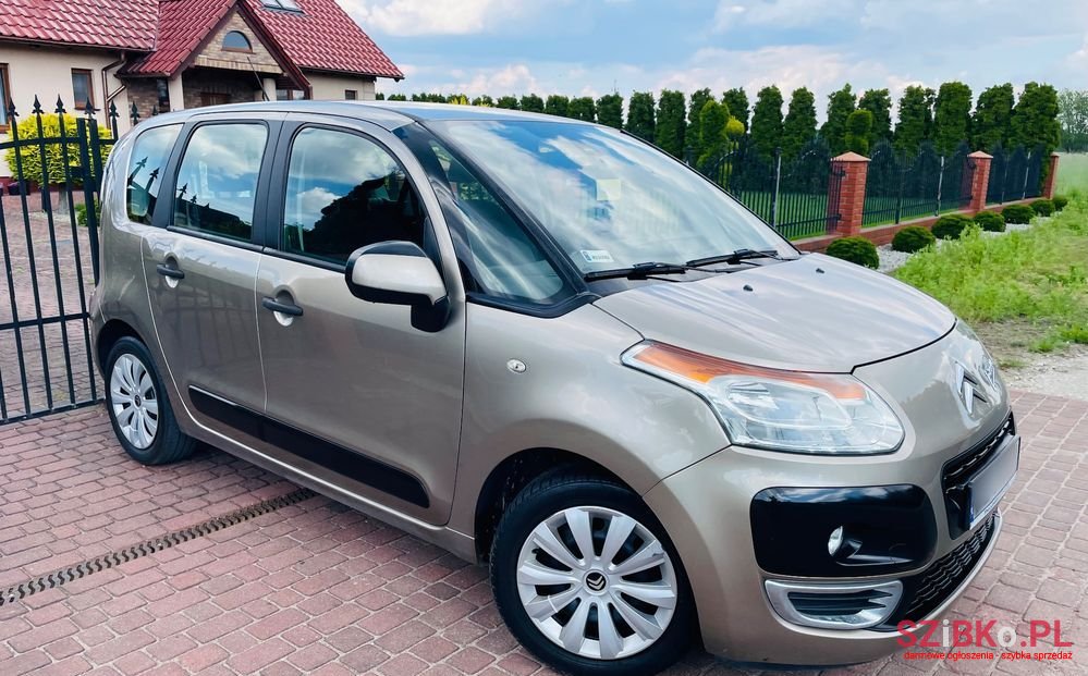 2010' Citroen C3 Picasso 1.4I Exclusive photo #3