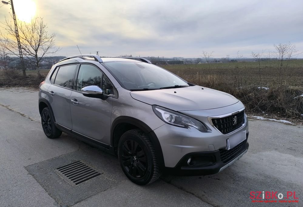 2018' Peugeot 2008 photo #1