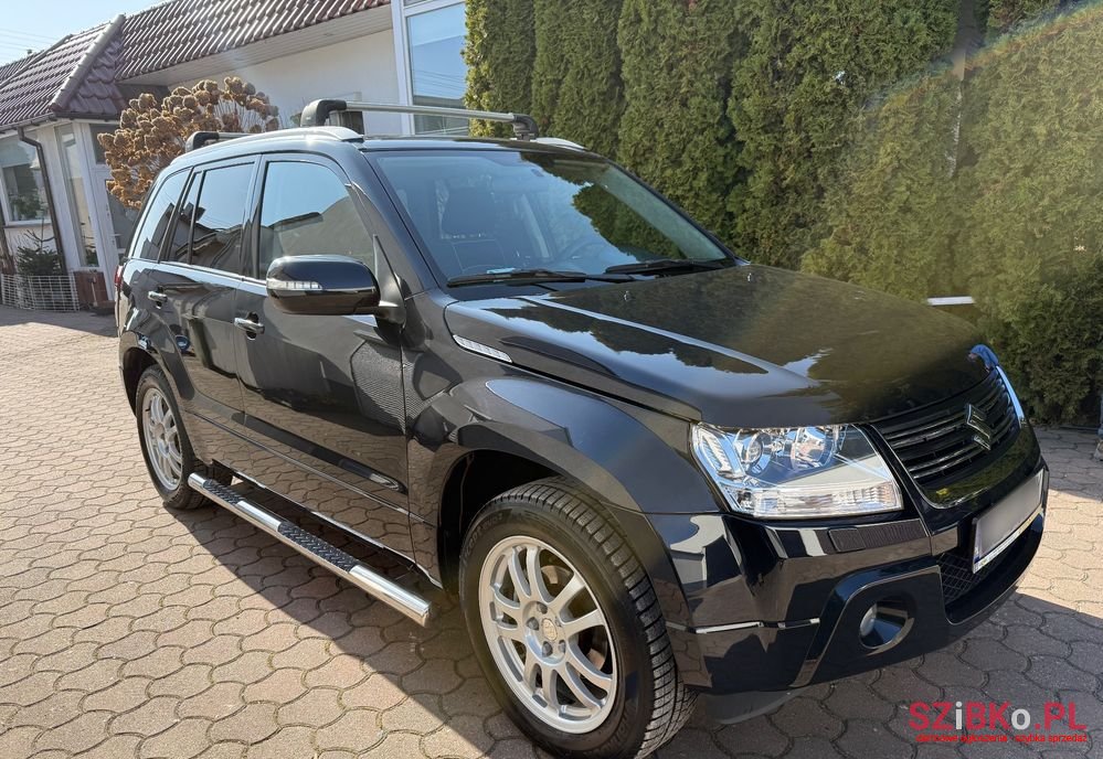 2012' Suzuki Grand Vitara photo #1