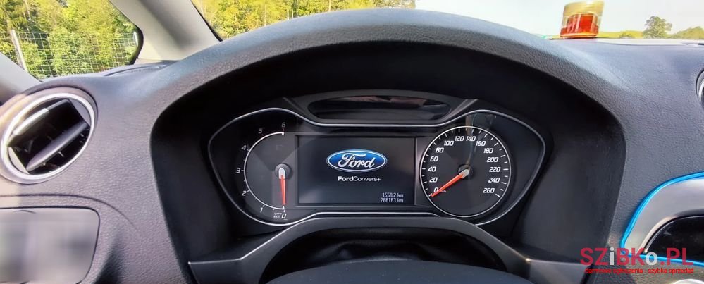 2011' Ford S-Max photo #1