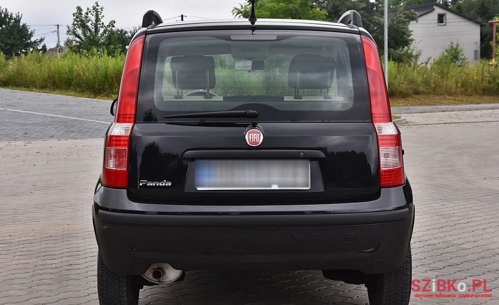 2010' Fiat Panda photo #4