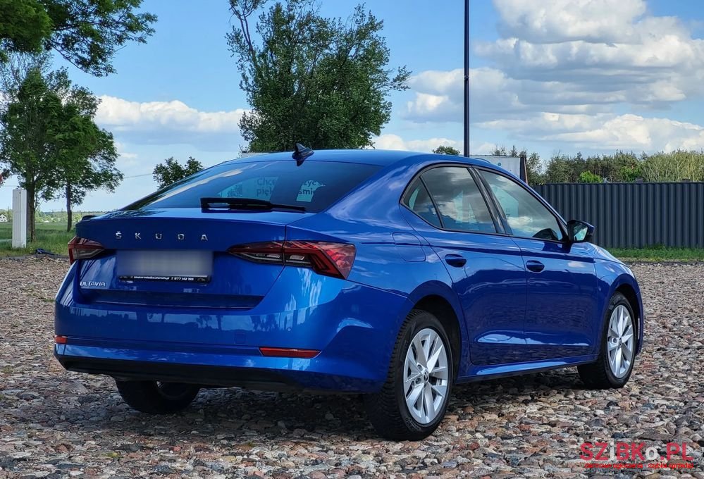 2022' Skoda Octavia 2.0 Tdi Ambition photo #5