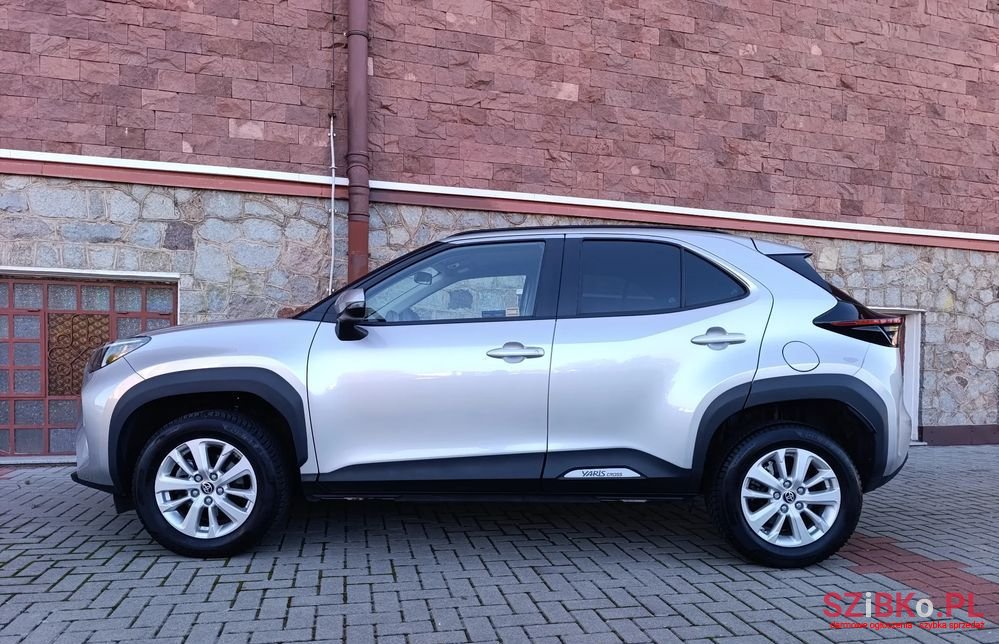 2023' Toyota Yaris Cross Hybrid 1.5 Comfort photo #2