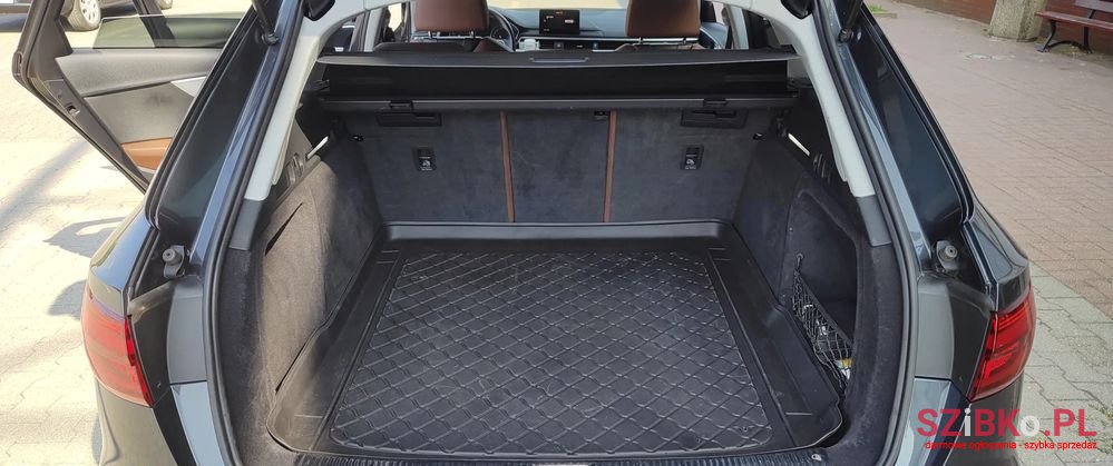 2019' Audi A4 Avant photo #5
