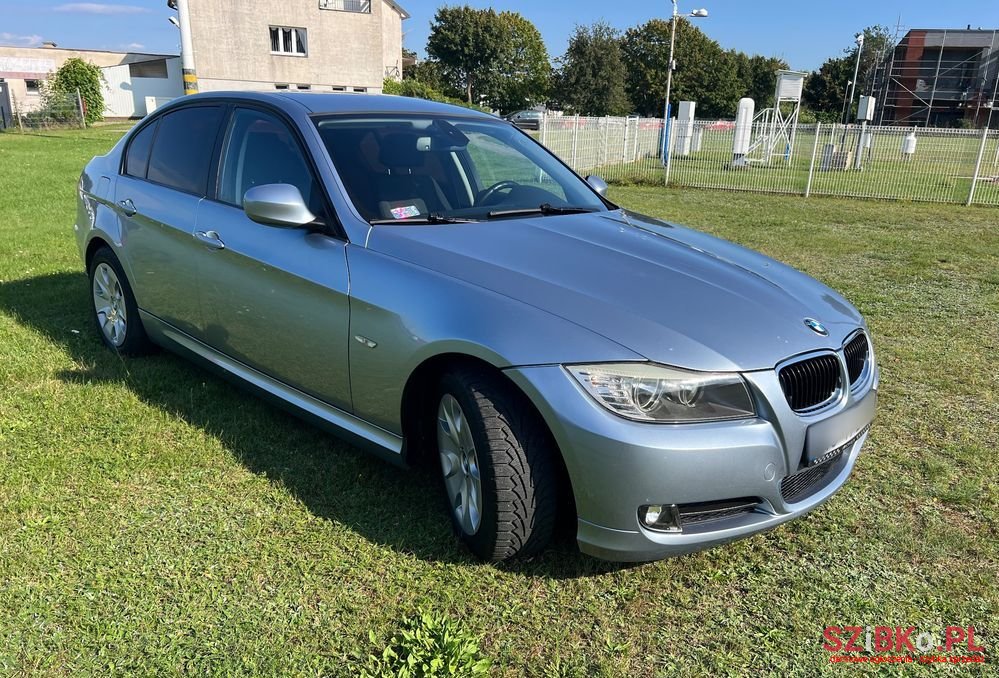 2009' BMW 3 Series 318I Edition Lifestyle photo #6
