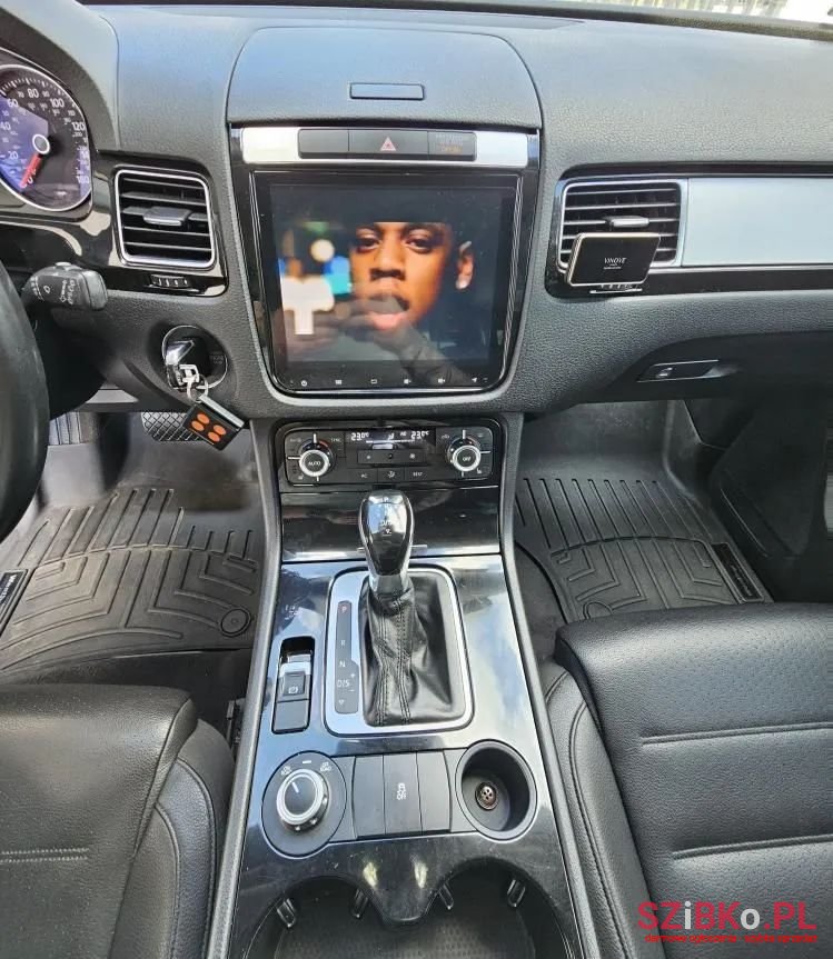 2013' Volkswagen Touareg 3.6 V6 Fsi Bmt photo #6