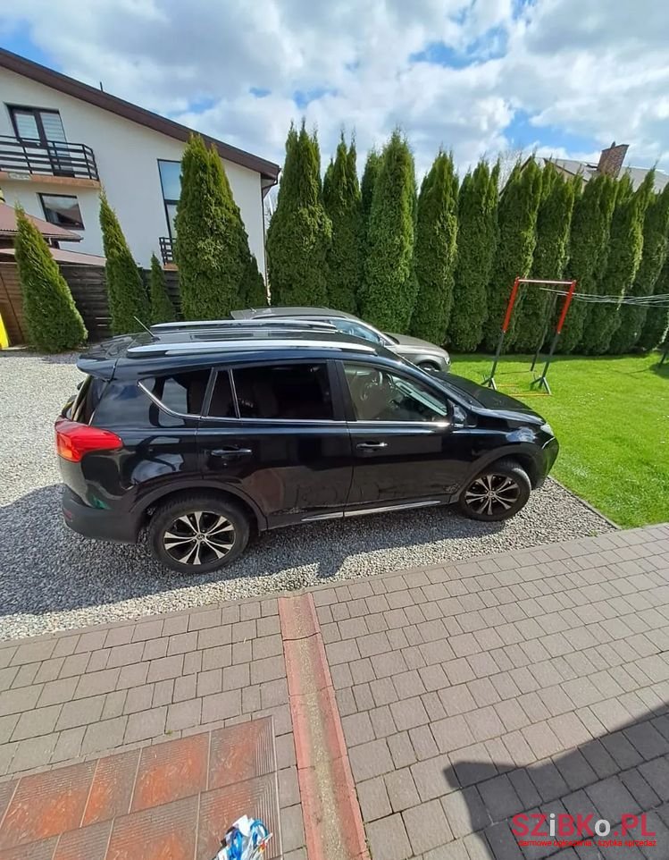 2015' Toyota RAV4 photo #4