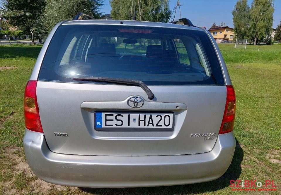 2004' Toyota Corolla photo #4