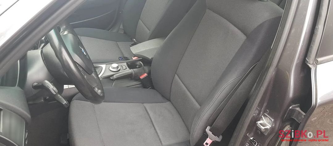 2005' BMW 1 Series photo #6