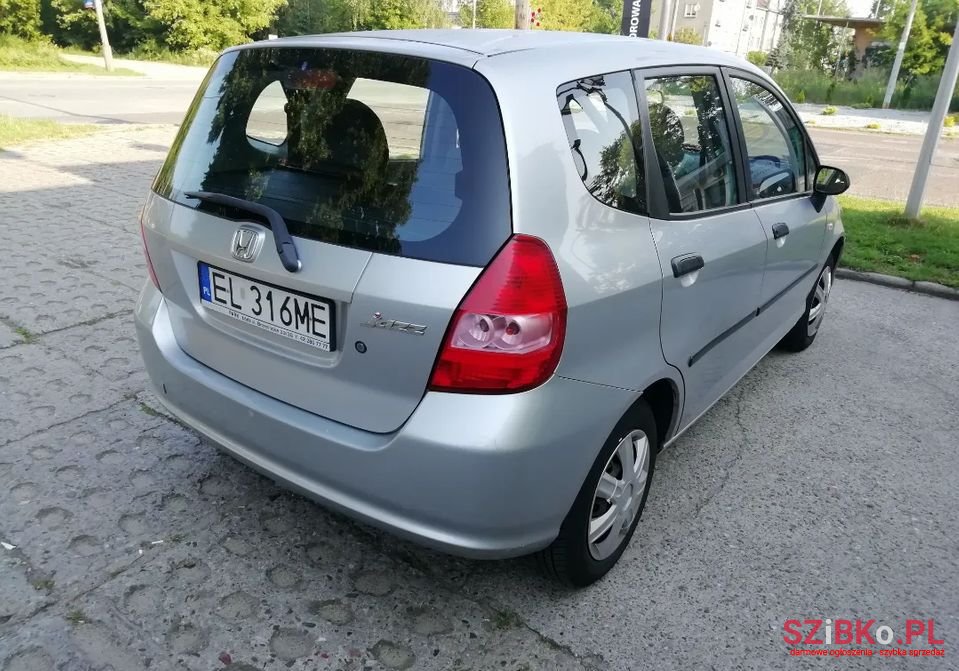 2004' Honda Jazz photo #6