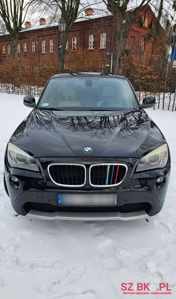 2012' BMW X1 Xdrive20I photo #3