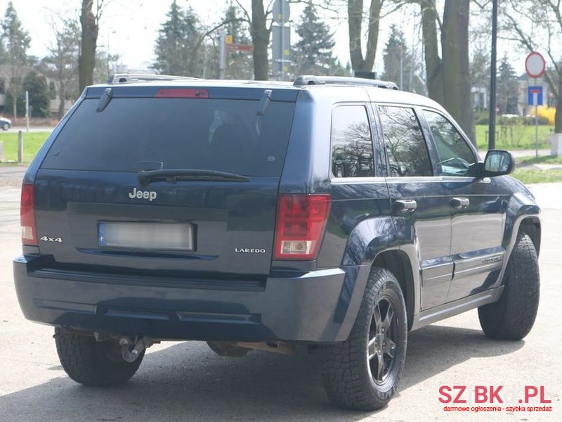 2005' Jeep Grand Cherokee photo #6